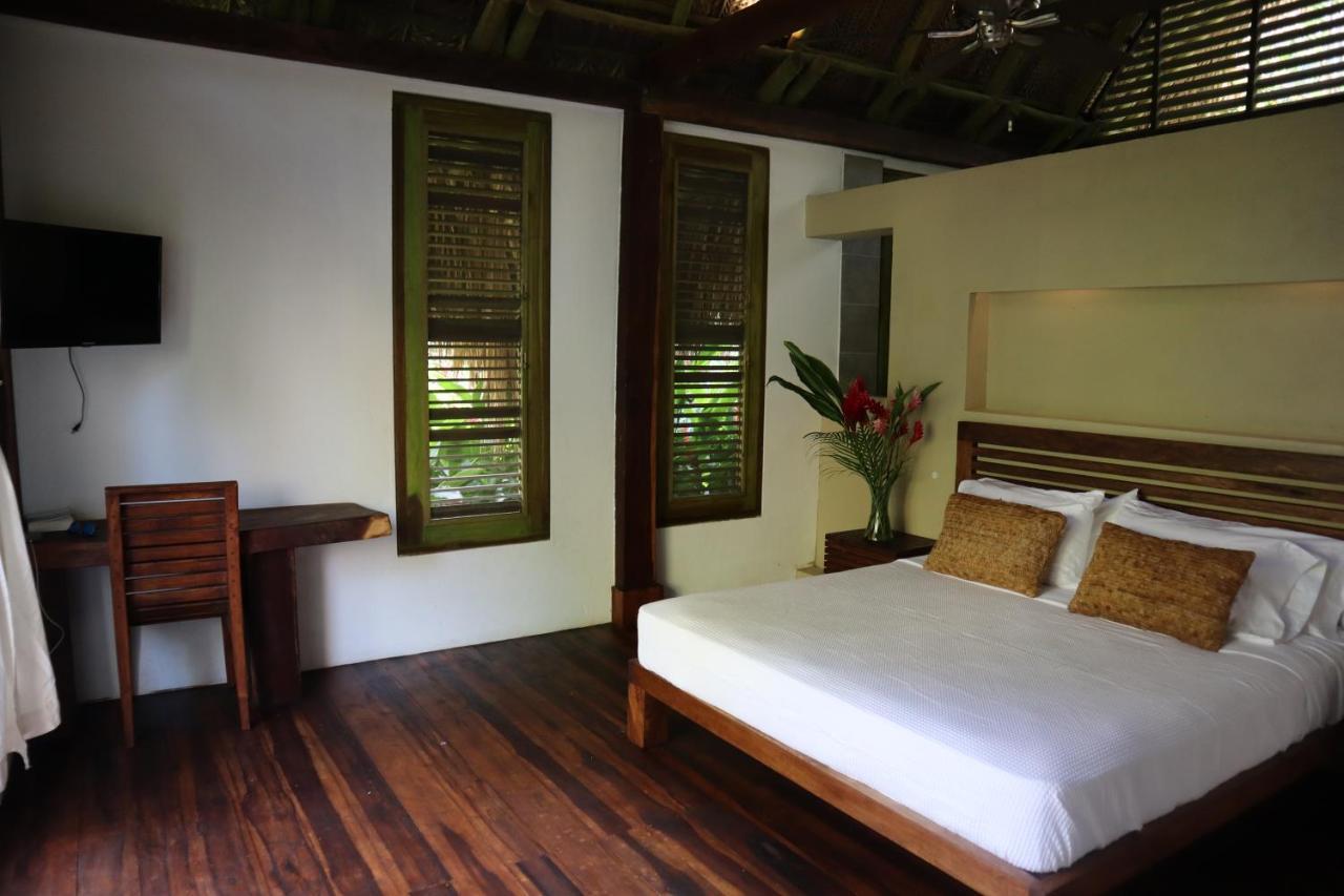 Casa Bambu Tayrona, 洛斯纳兰霍斯 外观 照片