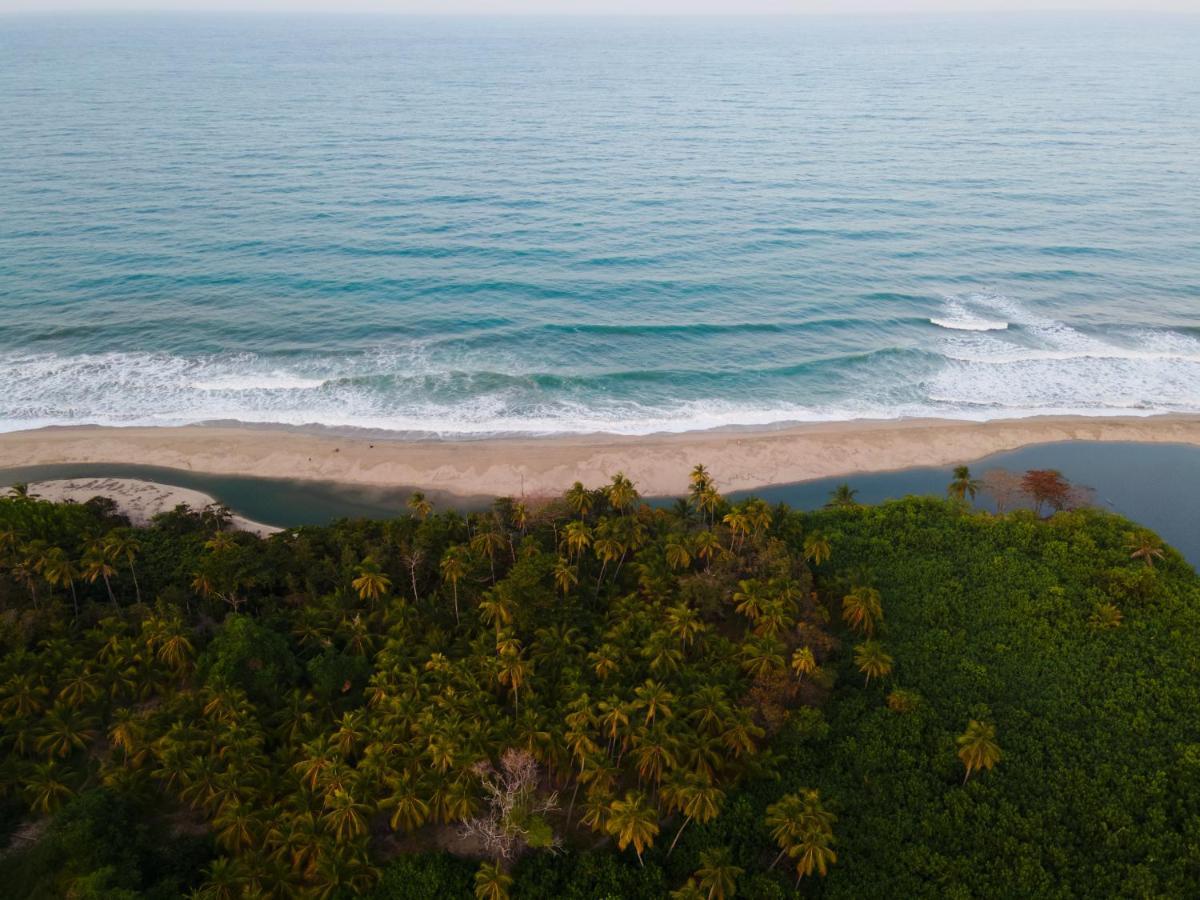 Casa Bambu Tayrona, 洛斯纳兰霍斯 外观 照片